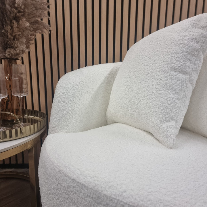 **PROMO** Cuddle Accent Chair